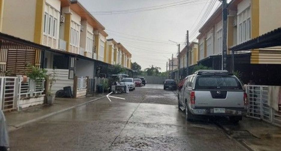 Продажа 3 спальни таунхаус в Нонг Кхаем, Бангкок