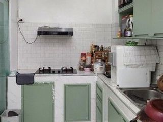 出售 2 卧室 联排别墅 在 Saphan Sung, 曼谷