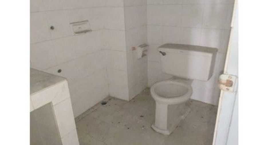 Hotel zum Kauf mit 35 Zimmer in Hat Yai, Songkhla