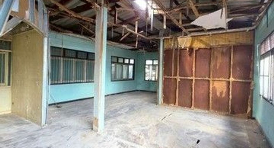 Almacén en venta de 1 habitaciones en Phrom Khiri, Nakhon Si Thammarat