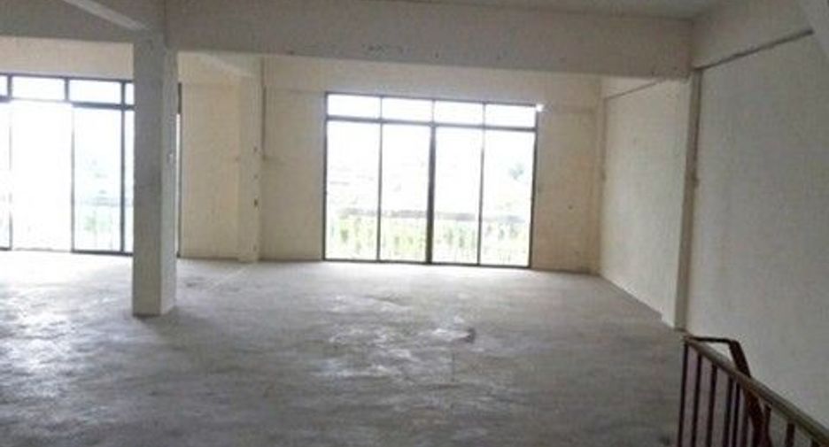 Local comercial en venta de 1 habitaciones en Phrom Khiri, Nakhon Si Thammarat