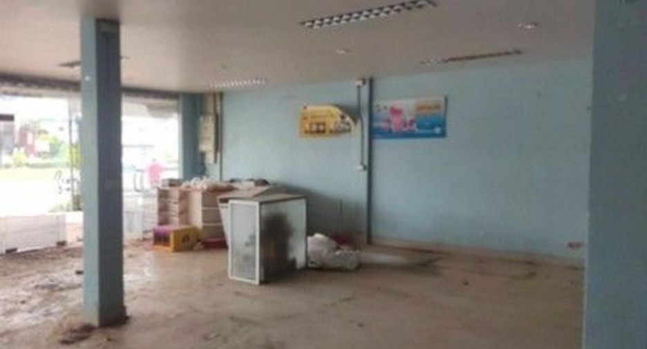 Local comercial en venta de 1 habitaciones en Phrom Khiri, Nakhon Si Thammarat