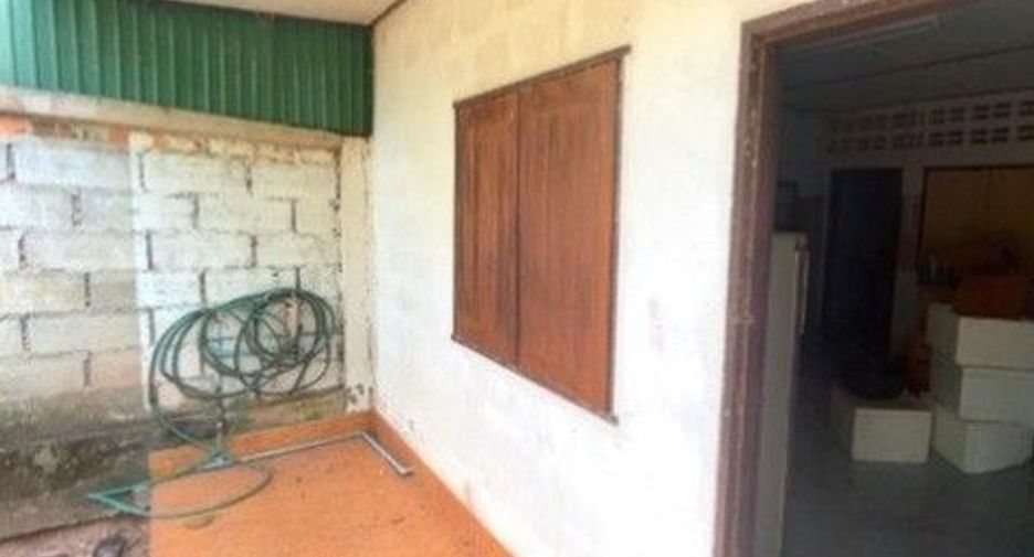 For sale 3 bedrooms retail Space in Phrom Khiri, Nakhon Si Thammarat
