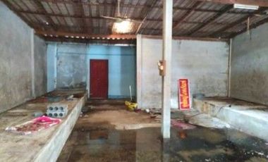 Gewerbefläche zum Kauf mit 1 Zimmer in Phrom Khiri, Nakhon Si Thammarat