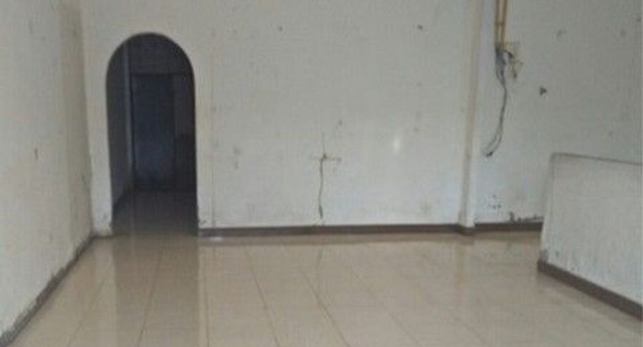 For sale 2 bedrooms retail Space in Phrom Khiri, Nakhon Si Thammarat