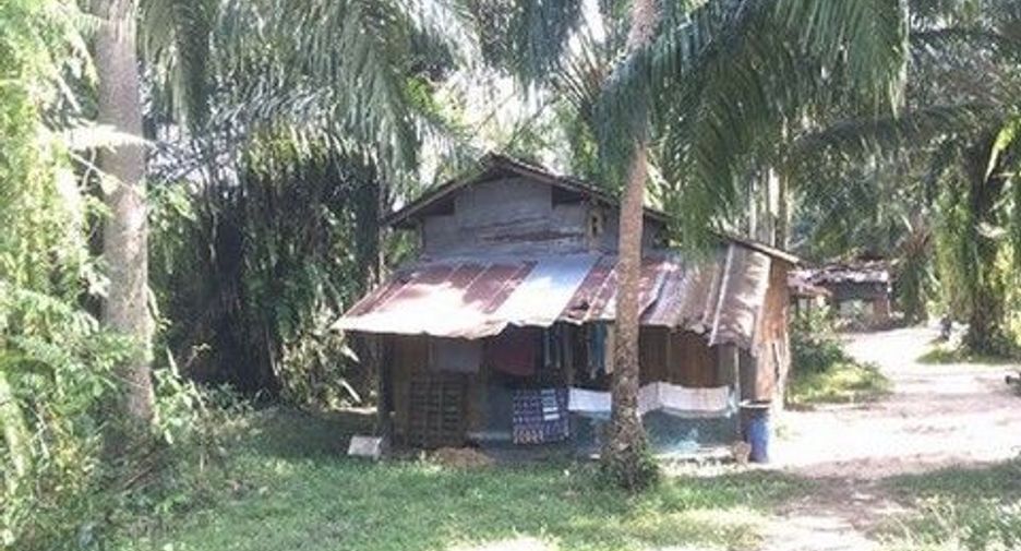 À vendre terrain à Phrom Khiri, Nakhon Si Thammarat