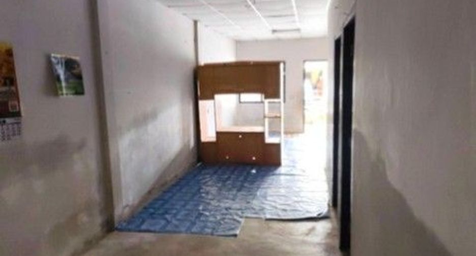 Casa adosada en venta de 1 habitaciones en Phrom Khiri, Nakhon Si Thammarat