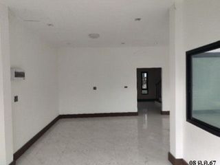 Продажа 3 спальни дом в Khlong Thom, Краби