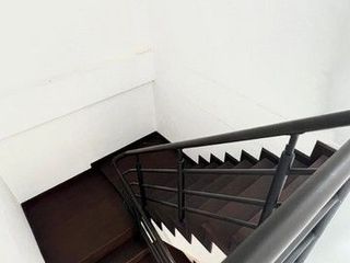 Аренда 5 спальни торговое помещение в Пхра Кханонг, Бангкок