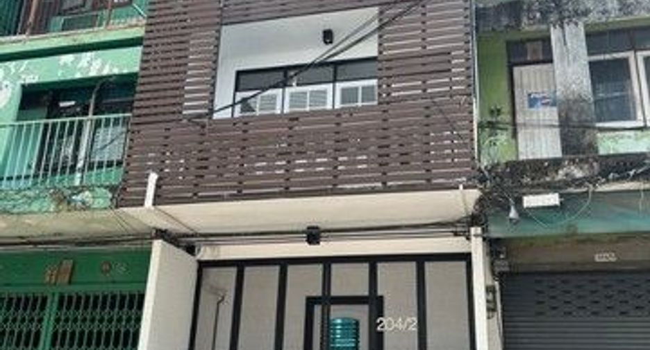 Gewerbefläche zur Miete mit 5 Zimmer in Phra Khanong, Bangkok