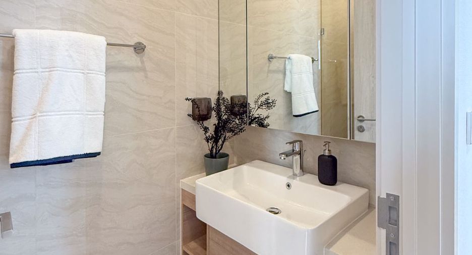 For sale 1 bed condo in Watthana, Bangkok
