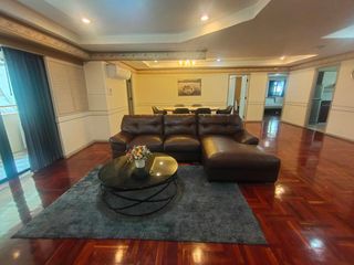 For rent 3 ベッドルーム condo in Watthana, Bangkok