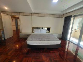 For rent 3 ベッドルーム condo in Watthana, Bangkok