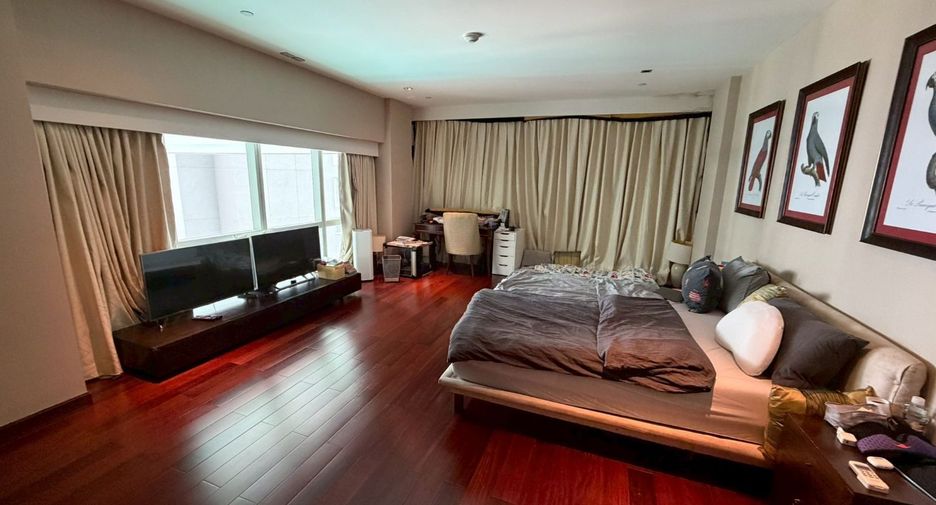 For rent 4 ベッドルーム condo in Khlong Toei, Bangkok
