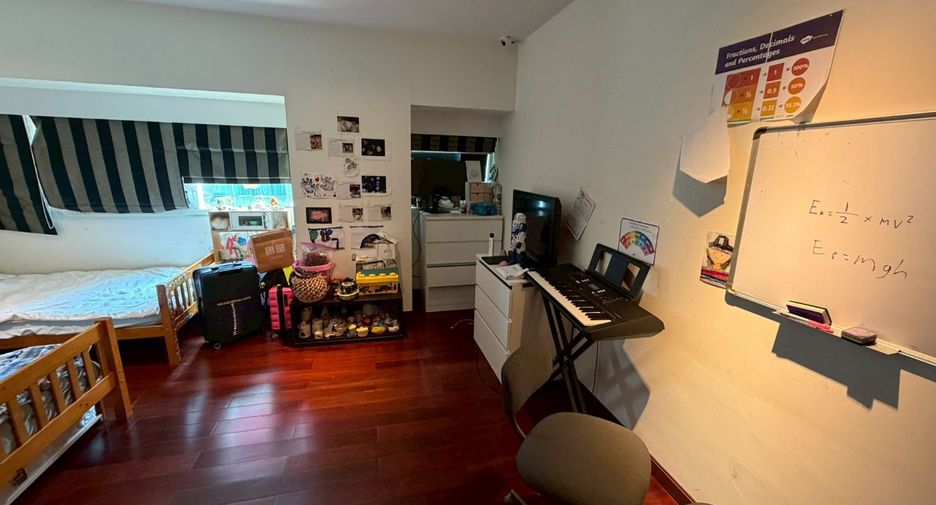 For rent 4 ベッドルーム condo in Khlong Toei, Bangkok