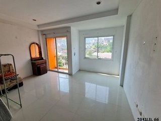 For sale 8 bedrooms retail Space in Thalang, Phuket