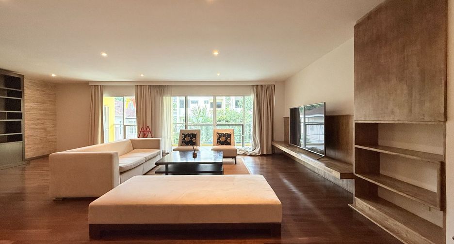 For rent 5 ベッドルーム condo in Khlong Toei, Bangkok