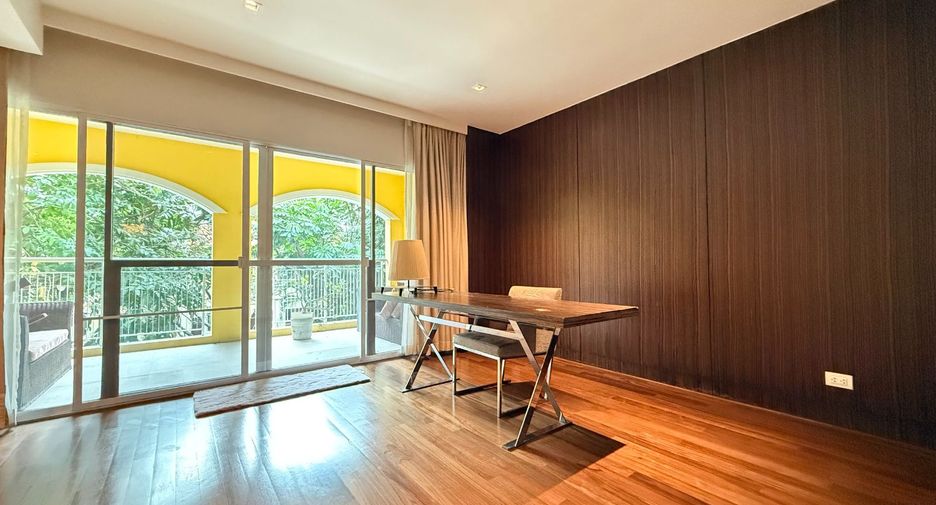 For rent 5 ベッドルーム condo in Khlong Toei, Bangkok