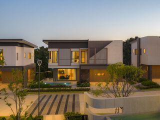 For sale 4 bedrooms house in Bang Lamung, Chonburi
