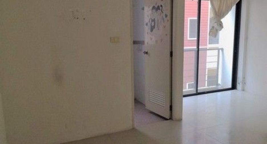 出售 6 卧室 商业空间 在 塔朗, 普吉
