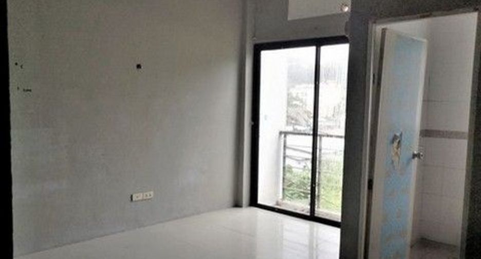 出售 6 卧室 商业空间 在 塔朗, 普吉