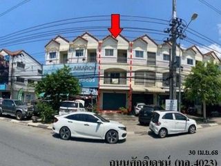 For sale 1 bed retail Space in Thalang, Phuket