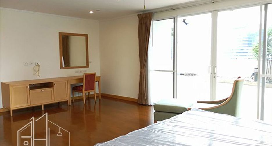 出租 4 卧室 公寓 在 Khlong Toei, 曼谷