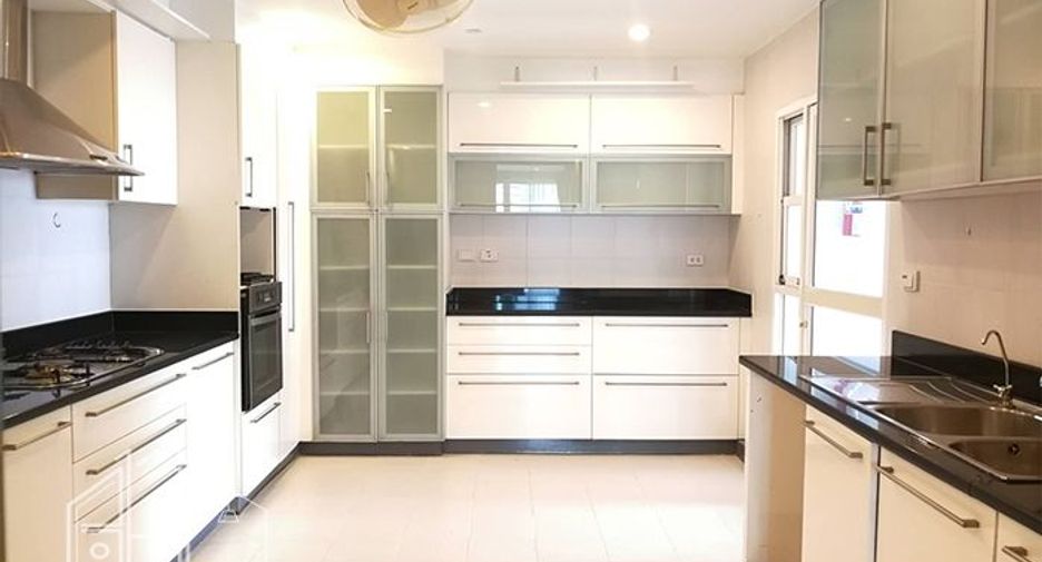 出租 4 卧室 公寓 在 Khlong Toei, 曼谷