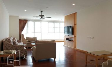 For rent 3 bedrooms apartment in Khlong Toei, Bangkok