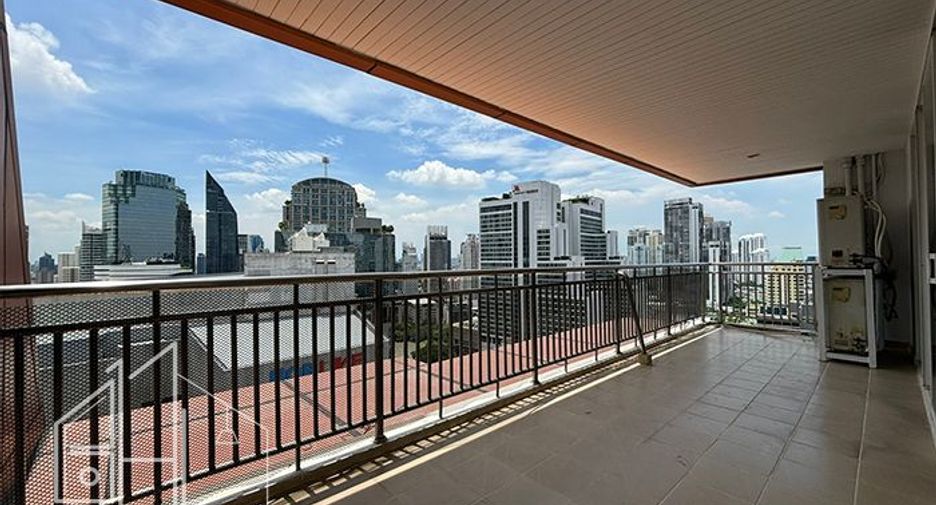 出租 4 卧室 公寓 在 Khlong Toei, 曼谷