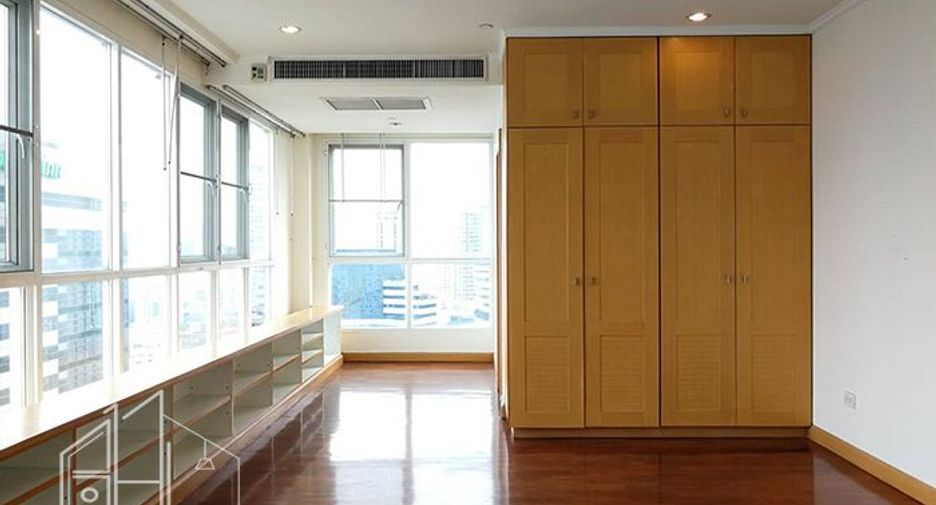出租 4 卧室 公寓式住宅 在 Khlong Toei, 曼谷