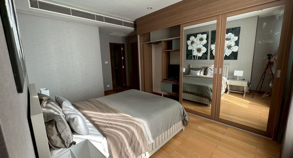 Wohnung zur Miete mit 3 Zimmer in Pathum Wan, Bangkok