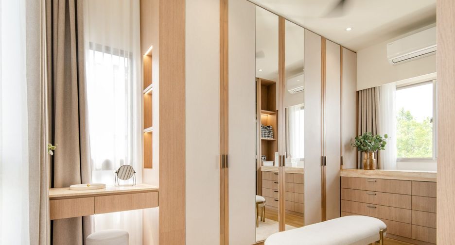 Casa en venta de 4 habitaciones en Bang Lamung, Chonburi