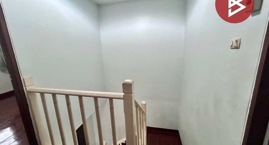 Reihenhaus zum Kauf mit 2 Zimmer in Bang Kruai, Nonthaburi