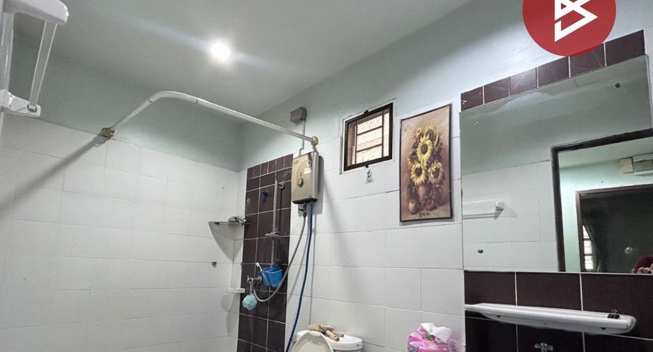 Reihenhaus zum Kauf mit 2 Zimmer in Bang Kruai, Nonthaburi