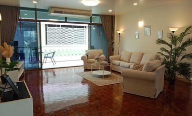 For rent 3 bedrooms condo in Watthana, Bangkok