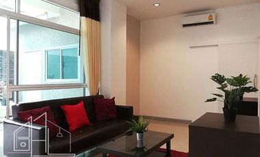 For rent 3 bedrooms apartment in Watthana, Bangkok