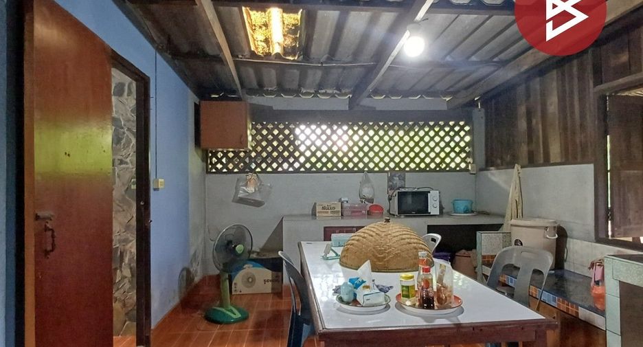 Haus zum Kauf mit 4 Zimmer in Mueang Ratchaburi, Ratchaburi