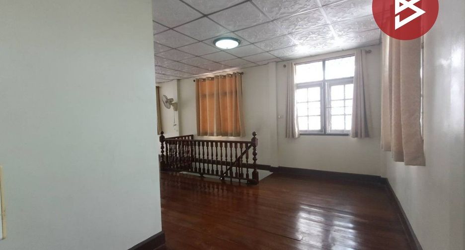 Haus zum Kauf mit 3 Zimmer in Thung Khru, Bangkok