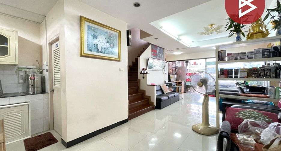 Reihenhaus zum Kauf mit 3 Zimmer in Bang Bua Thong, Nonthaburi