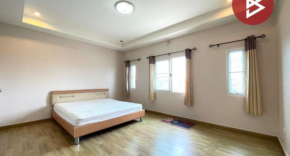 Reihenhaus zum Kauf mit 3 Zimmer in Bang Bua Thong, Nonthaburi