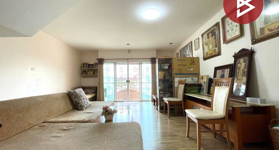 Reihenhaus zum Kauf mit 3 Zimmer in Bang Bua Thong, Nonthaburi