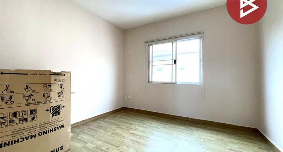 Reihenhaus zum Kauf mit 3 Zimmer in Bang Bua Thong, Nonthaburi