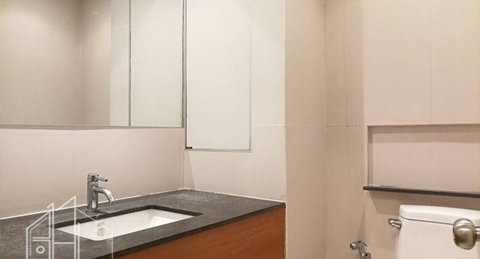 Аренда 3 спальни кондо в Щаттхана, Бангкок