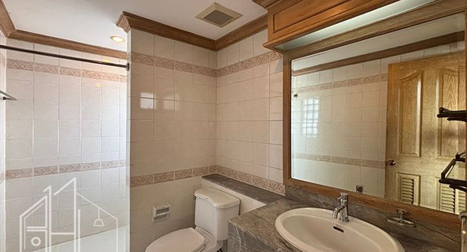 Аренда 5 спальни апартаменты в Щаттхана, Бангкок