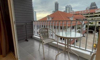 À louer et à vendre studio condo à Pratumnak, Pattaya