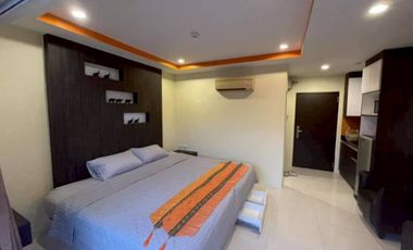 À louer et à vendre studio condo à Pratumnak, Pattaya