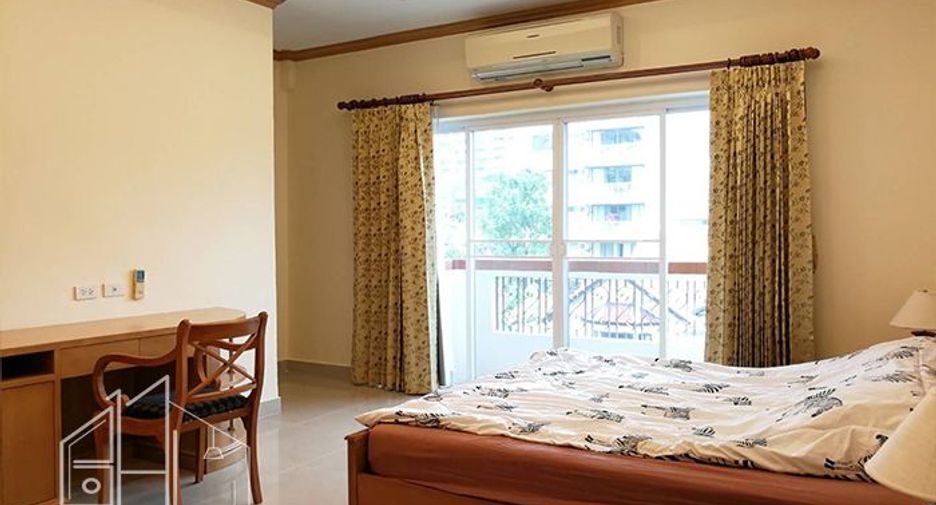À louer 2 chambres condo à Watthana, Bangkok