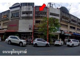 出售 3 卧室 商业空间 在 Hat Yai, Songkhla