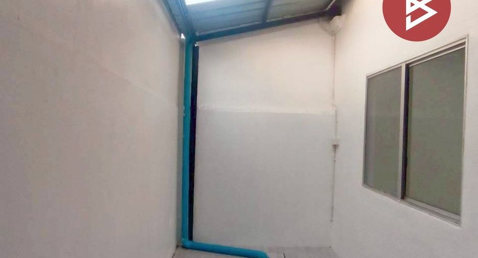 Casa adosada en venta de 3 habitaciones en Mueang Samut Sakhon, Samut Sakhon
